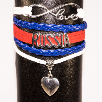 Armband mit Herzanhänger Russland